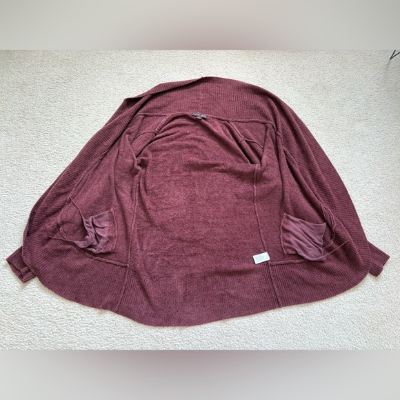 Barefoot Dreams CozyChic Lite maroon red soft relaxed loungewear cardigan, sz M - Picture 5 of 7